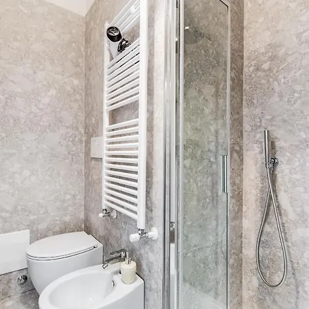 Crystal Trevi Fountain - Romedreamhome Rome
