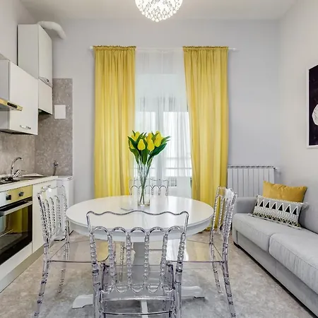 Apartment Crystal Trevi Fountain - Romedreamhome *