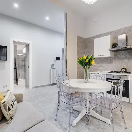 Apartment Crystal Trevi Fountain - Romedreamhome *