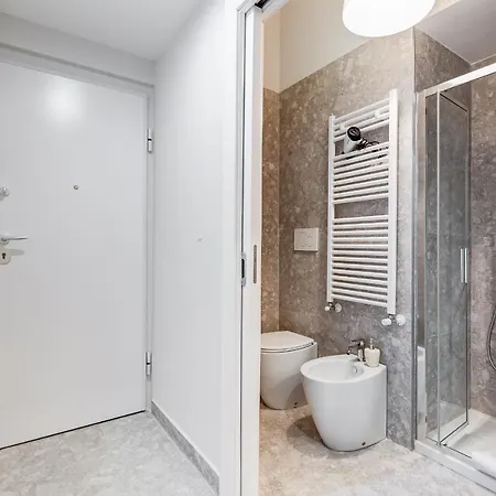 Crystal Trevi Fountain - Romedreamhome Apartment Rome