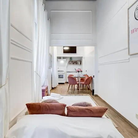 Trevi Fountain - Romedreamhome Rome