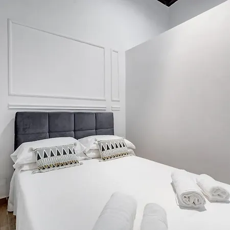 Apartment Trevi Fountain - Romedreamhome *