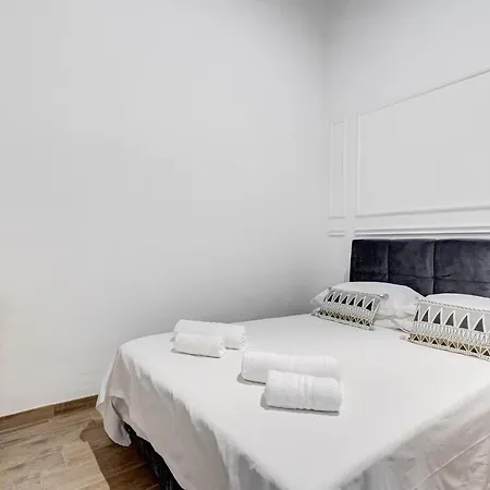 Trevi Fountain - Romedreamhome Apartment