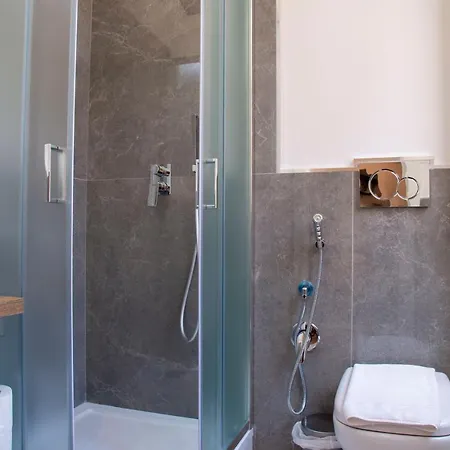 Guest house Ad Tritone 2*