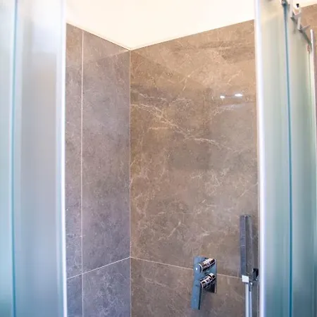 Ad Tritone Guest house