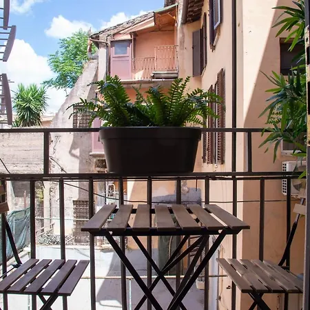 Ad Tritone Guest house