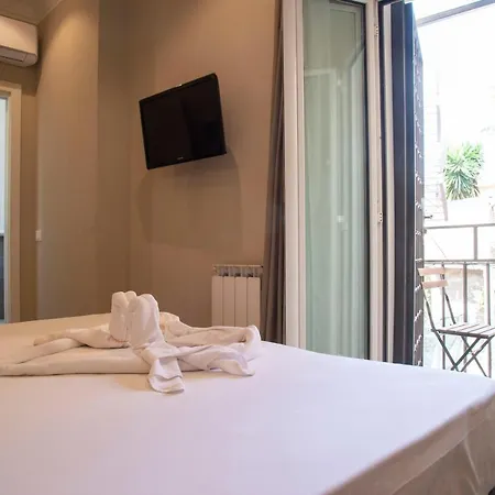 Ad Tritone Guest house 2*
