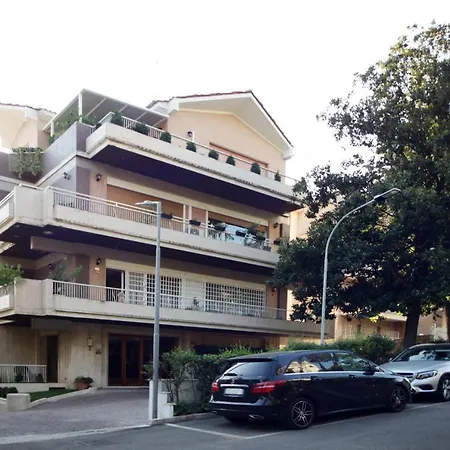 Vatican Holidays House *