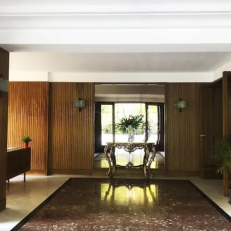 Vatican Holidays House *