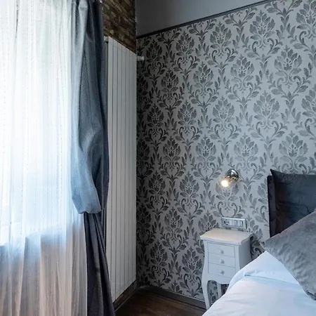 Relais La Fornarina * Rome