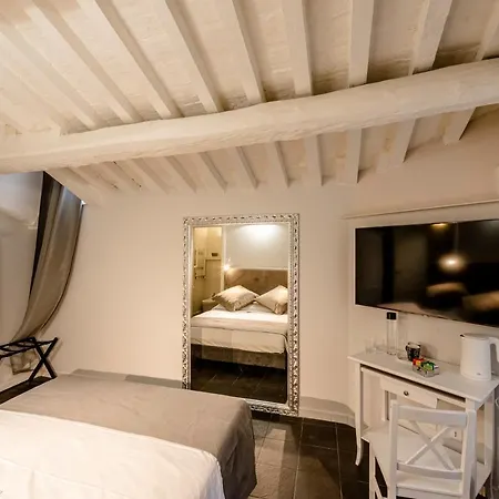 Relais La Fornarina * Rome