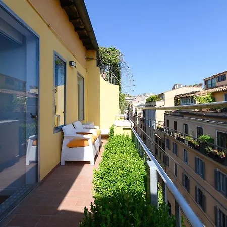 Domus Spagna Frattina 3*