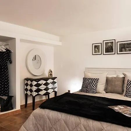 Lovely Colosseum Loft 아파트