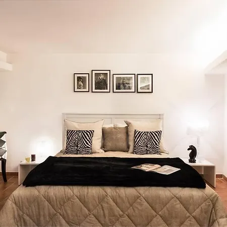 Lovely Colosseum Loft * 로마