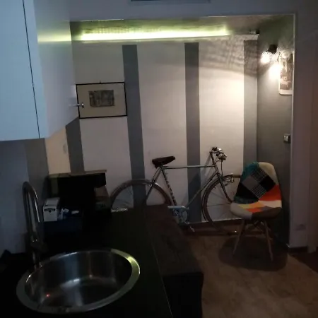 Apartment Retro Art House