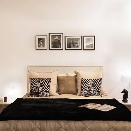Lovely Colosseum Loft *