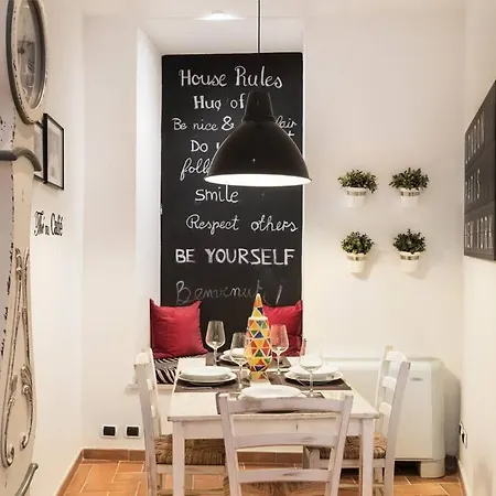 아파트 Lovely Colosseum Loft *