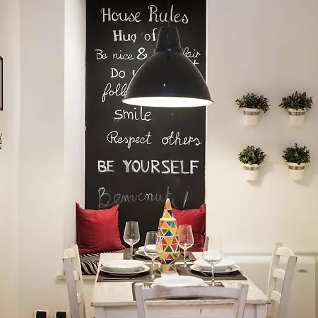 Lovely Colosseum Loft * 로마