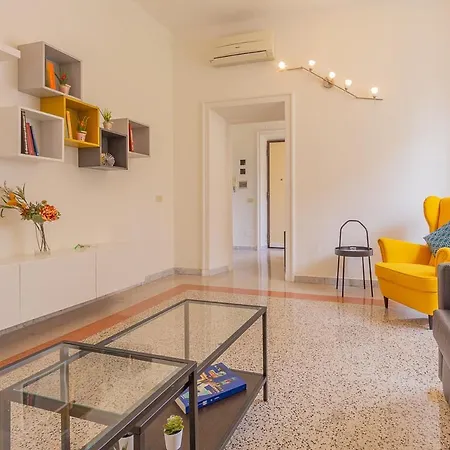 Appartamento Miani House *