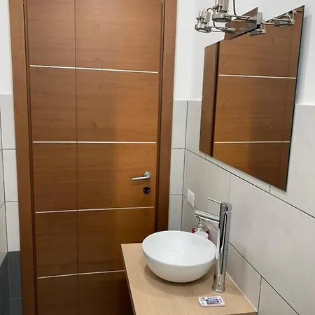 Di Paolo Unicusano Apartment