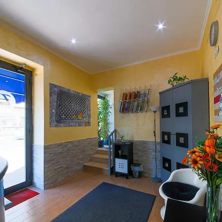 E-room 42 *