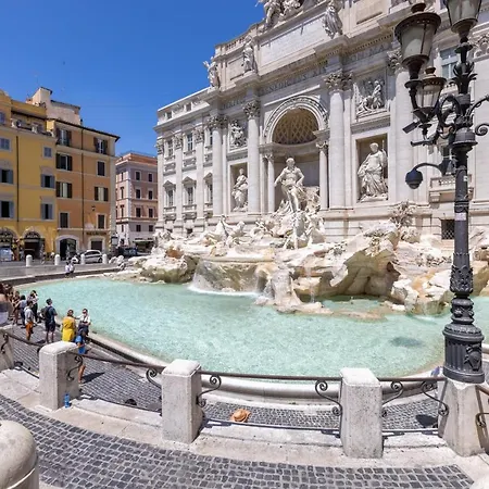 Vg Fontana Di Trevi - 5 Stelle Proietti *