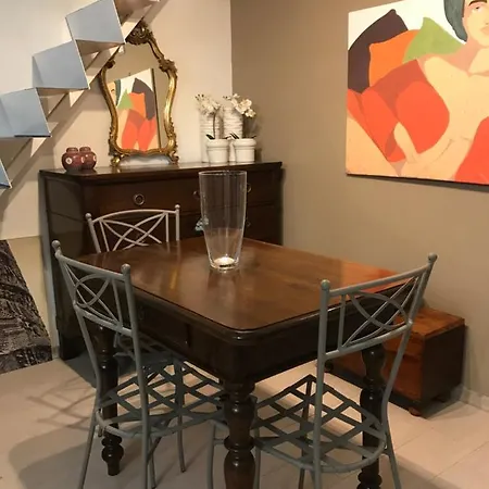 Rione Monti Holiday Home Apartment