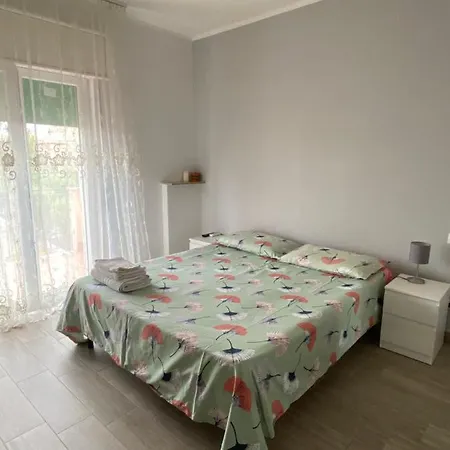 Bed & Breakfast Tres Joli *