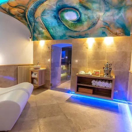 Accademia Club & Hotel 3*