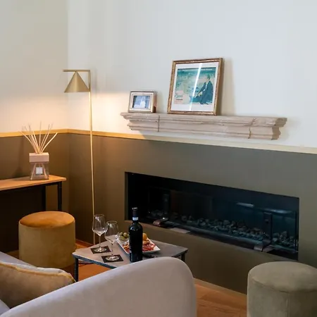 9hotel Cesari Hotel 4*