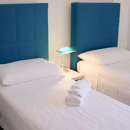 Bed & Breakfast Station