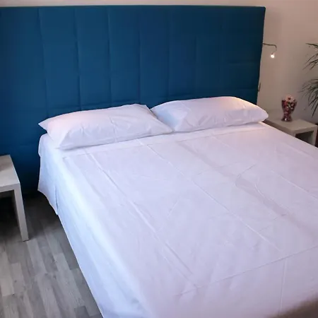 Station Bed & Breakfast