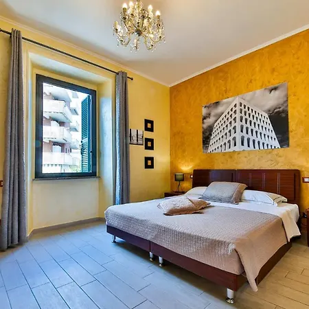 E-room 42 *
