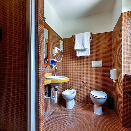 E-room 42 *