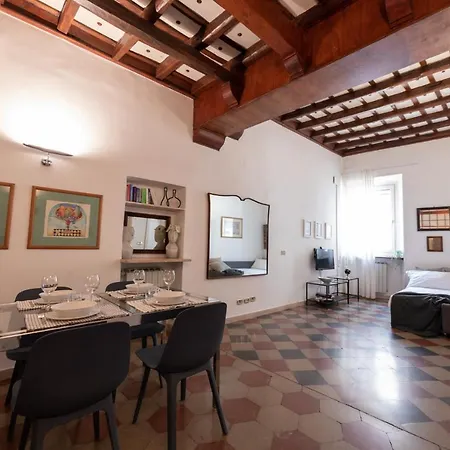 Apartment The Rent - Piazza Di Firenze