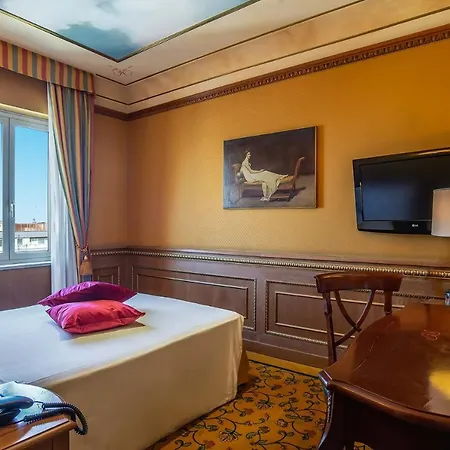 Hotel River Palace 4*