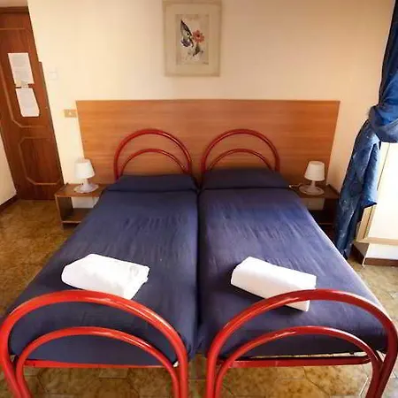 Trani B&t Guest house Rome