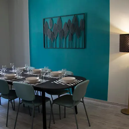 The Rent - Close To Termini Station