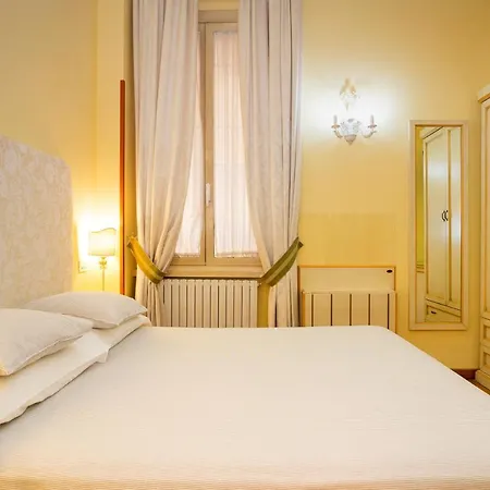 Domus Pinciana Bed & Breakfast