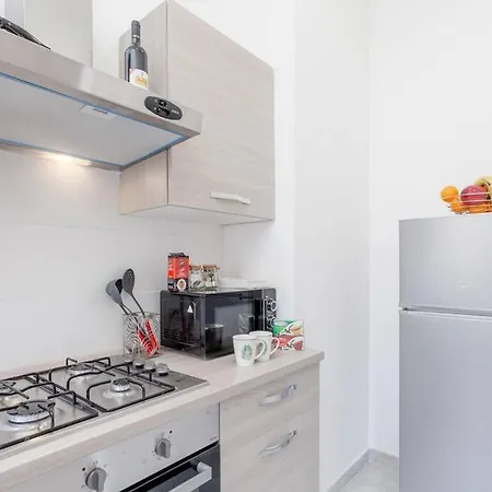 Apartment Large In Center, Termini Area Rome