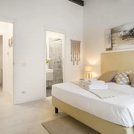 Guest house White Ostilia Rome