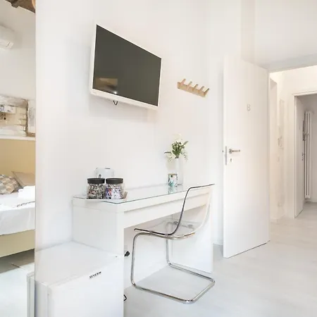 Guest house White Ostilia *