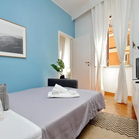 Apartment Piazza Di Spagna Domus Rome