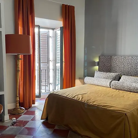 94 Piazza Di Spagna 2* רומא
