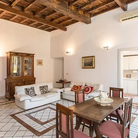 Monti Flat In Rome