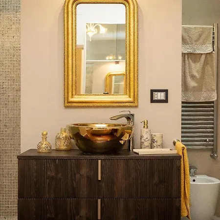 Apartment Gregoriana Luxury In *