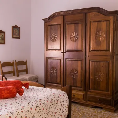 Apartment Center Of Rome Near Vatican And Trastevere Garage Included In The Price Top Place For Jubilee Apartment Rome