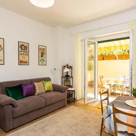 Apartment In - Annietta