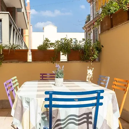 Apartment In - Annietta Rome