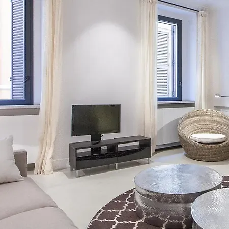 Apartment Pantheon Exclusive-rental In *